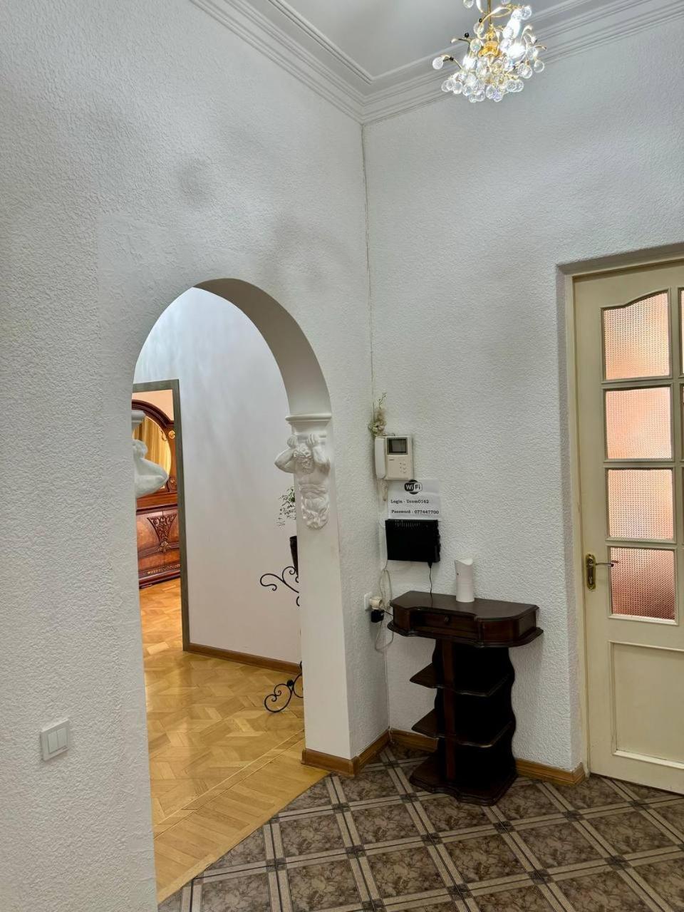 California Hostel Ереван Екстериор снимка