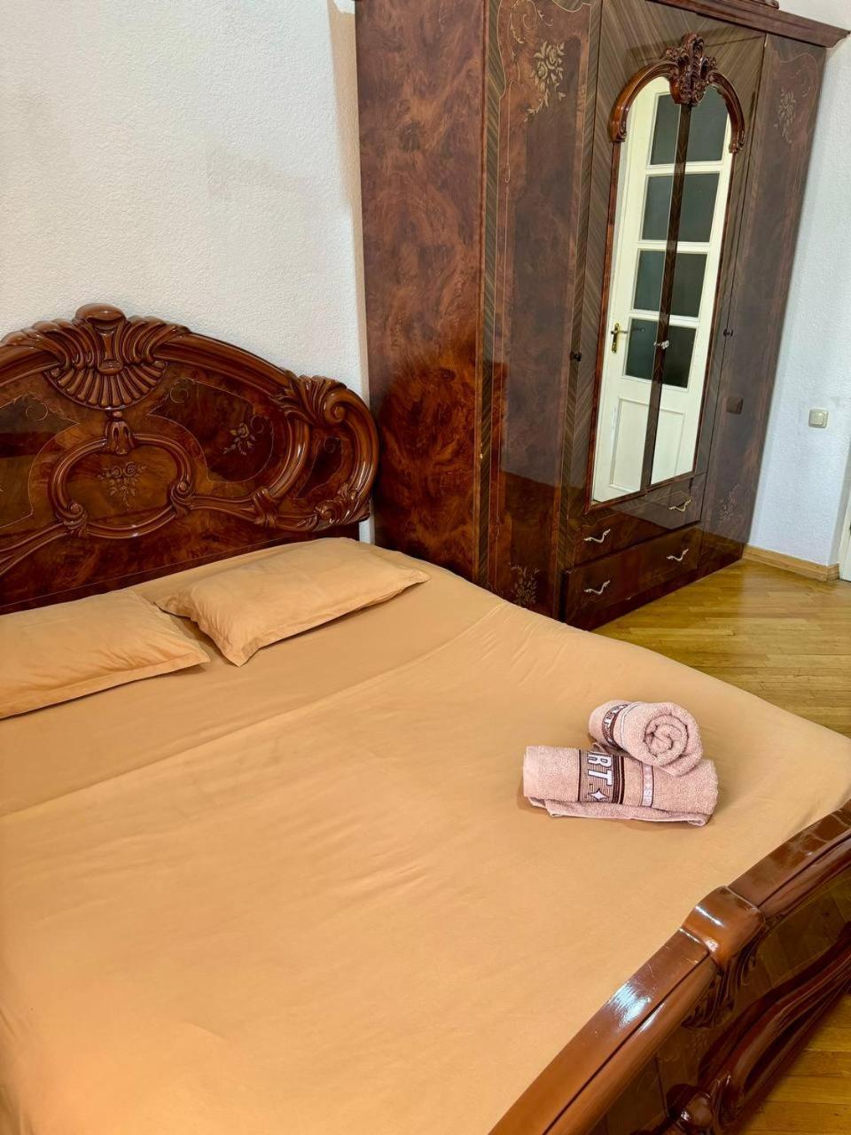 California Hostel Ереван Екстериор снимка