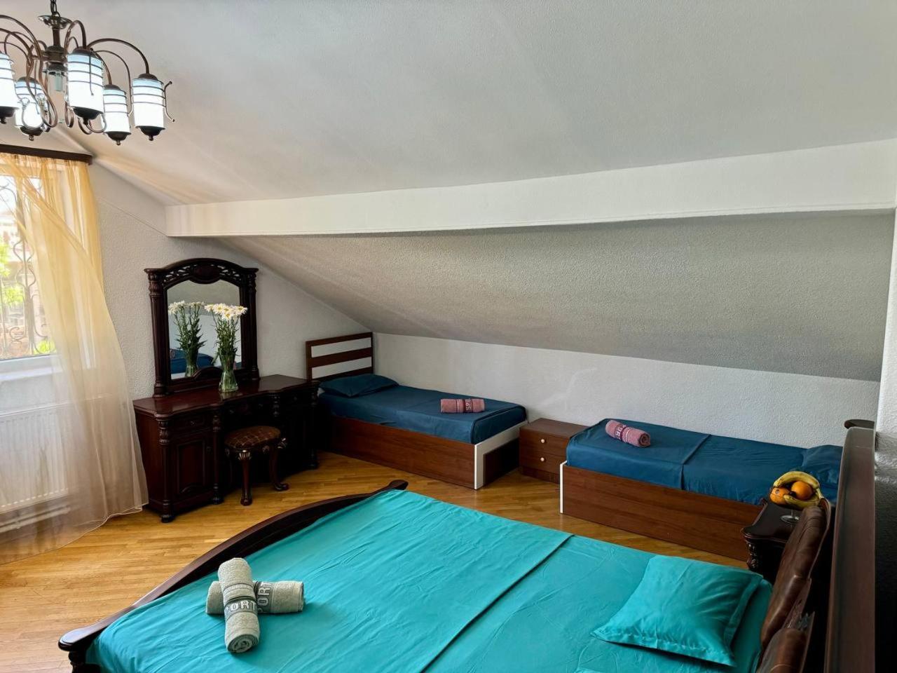 California Hostel Ереван Екстериор снимка